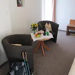 Haus Waldfrieden, Meinecardplus Inklusive Pensionat 3*