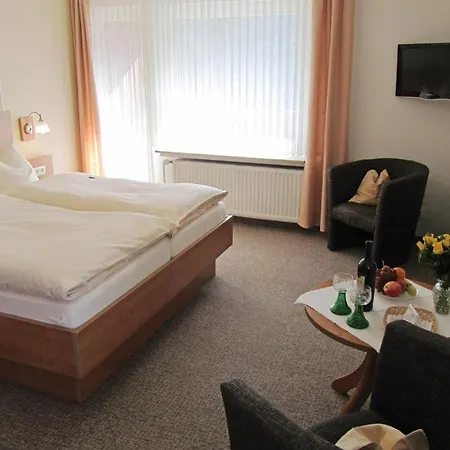 Haus Waldfrieden, Meinecardplus Inklusive 招待所